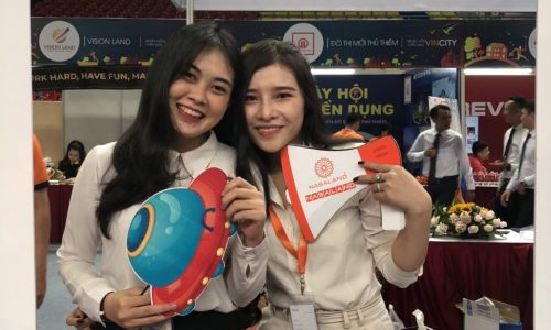 ngay hoi tuyen dung vincity nasaland