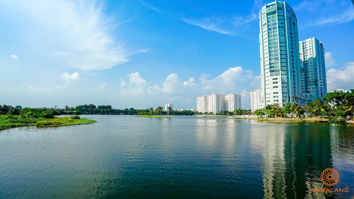 Hồ Bầu Trũng Chí Linh