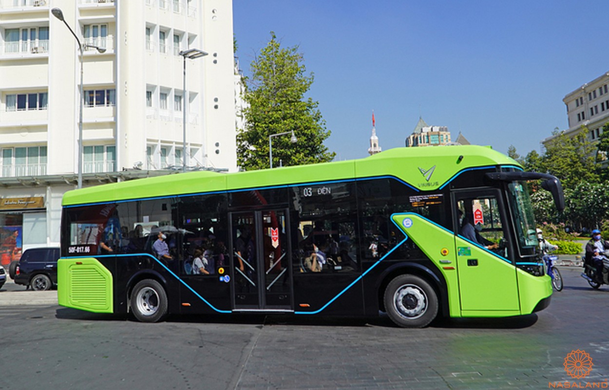 Xe buýt điện cỡ lớn là một trong những phương tiện công cộng thu hút sự quan tâm hàng đầu của người dân