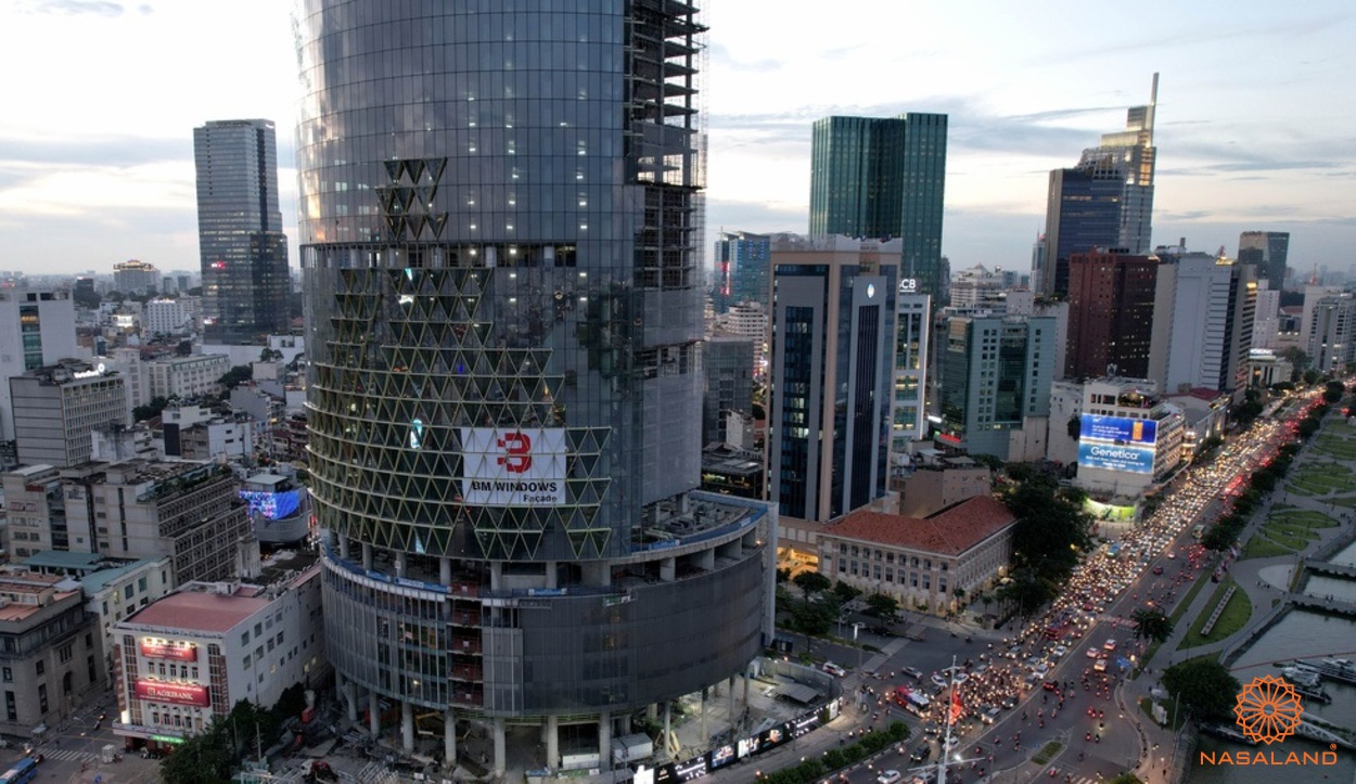 Saigon One Tower nằm ngay giao lộ Tôn Đức Thắng - Hàm Nghi sầm uất